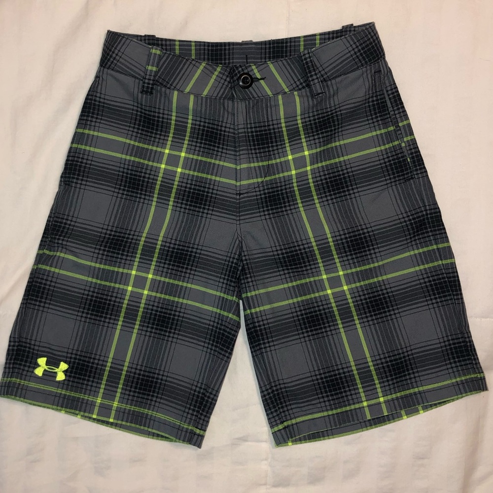 Boys Under Armour shorts